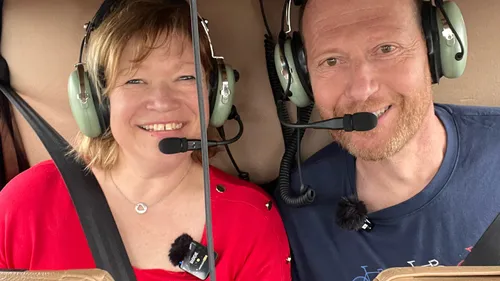 Pour la Saint-Valentin, Dominique remporte sa demande en mariage en...