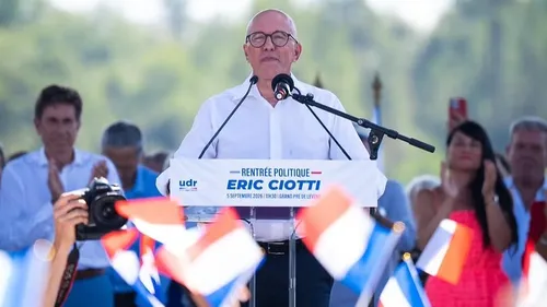 Éric Ciotti fait sa rentrée politique à Levens
