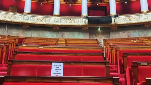 Arrêts maladie: un plafond d’un mois adopté par les députés