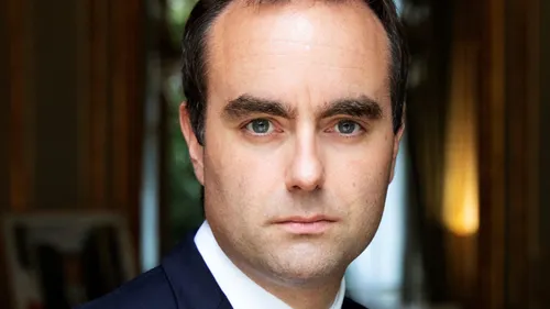 Sébastien Lecornu dévoile son nouveau gouvernement