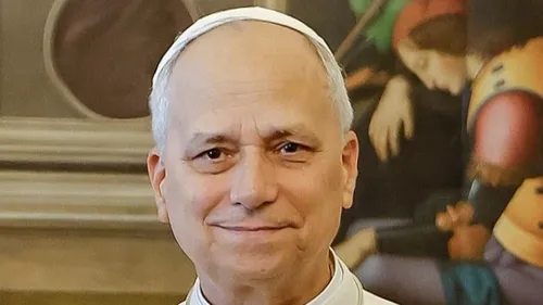 Le pape Léon XIV opéré du poumon : le Vatican confirme une tumeur...