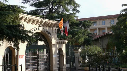 Blocage des lycées : liste des 24 établissements azuréens fermés 
