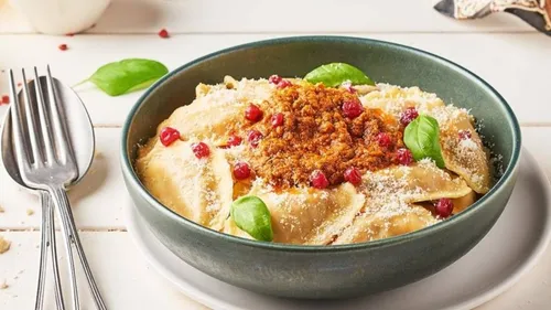 Ravioles maison au pesto/ricotta et airelles 