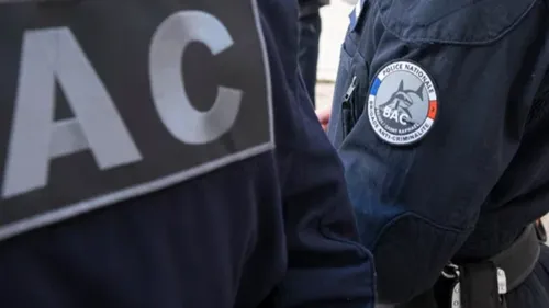 Course-poursuite violente près de Meaux : trois policiers de la BAC...