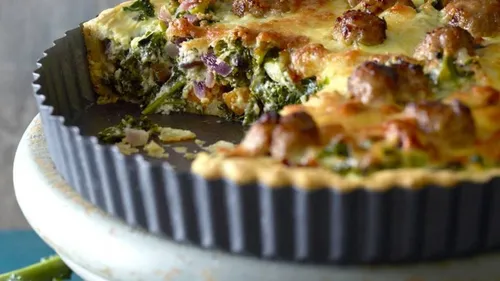 Quiche au chou et boulettes de viande