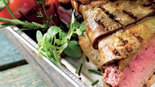 Rumsteak en robe d'aubergine