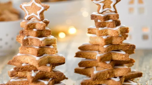 Sapins bredeles étoilés