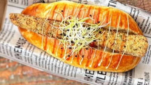 Hot dog d’asperges blanches panées