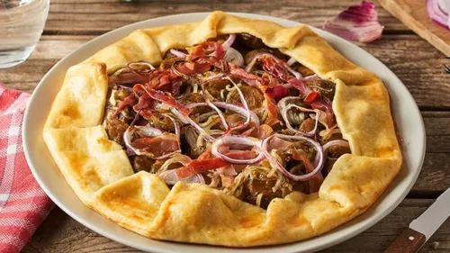 Tarte salée aux choux de Bruxelles et jambon cru