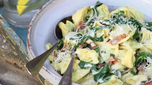 Tortellinis, blettes et lardons