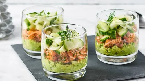 Verrines de tartare de saumon