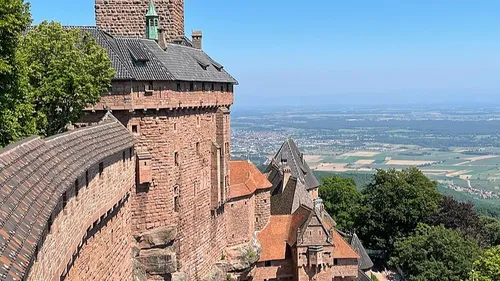 Orschwiller – Le château du Haut-Koenigsbourg s’offre une double...