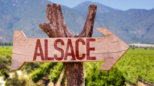 De nouveaux panneaux “Bienvenue en Alsace” installés aux entrées du...