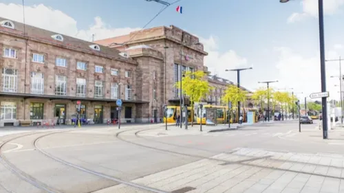 Un bébé naît dans un TER à la gare de Mulhouse grâce à l’aide d’une...