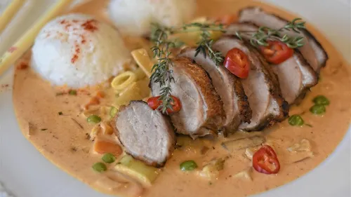 Canard au curry rouge