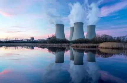 Fessenheim : le démantèlement de la centrale officiellement lancé...