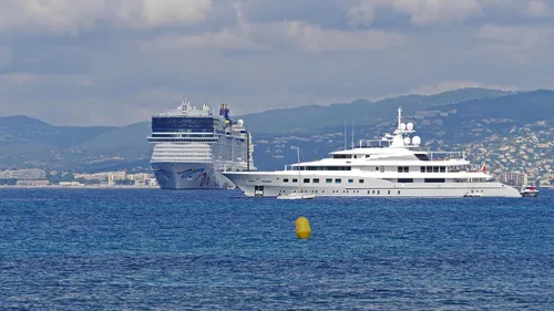 Baie de Cannes : une bouée intelligente pour anticiper la qualité...