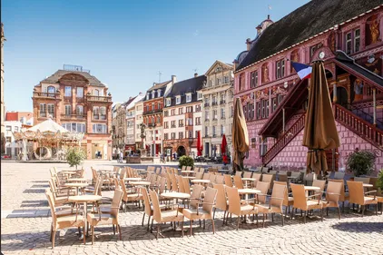 Chaleur record à Mulhouse : l’Alsace suffoque sous des températures...