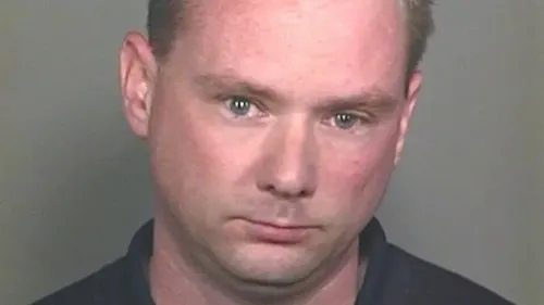 Le fugitif américain arrêté pour pédocriminalité vivait dans un...