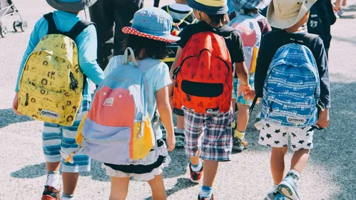 Rentrée scolaire : comment aider les enfants à retrouver un bon...