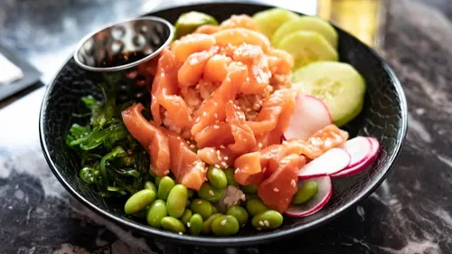Poke bowl au saumon