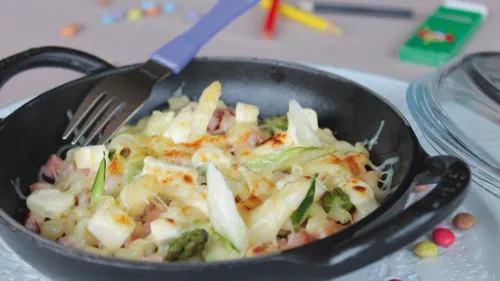 Coquillettes Alsace aux oeufs frais, tomme de nos montagnes et...