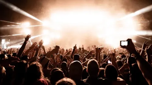 Le festival des Alpagas Bleus maintient la venue de Patrick Bruel à...