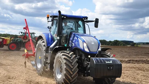 Sud-Ouest : plus de 1 000 agriculteurs mobilisés contre l’abattage...
