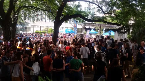 SHOWCASE K6FM GRATUIT DANS LES JARDINS DU DEPARTEMENT: VOICI...