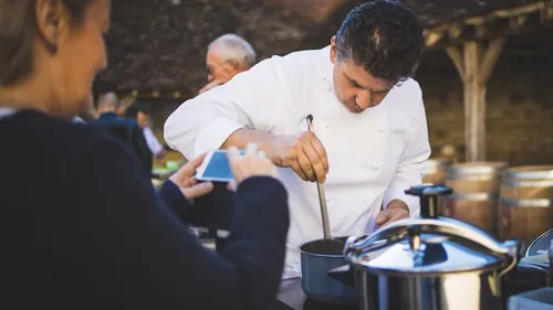 14 chefs se disputeront le titre de champion du monde des œufs en...