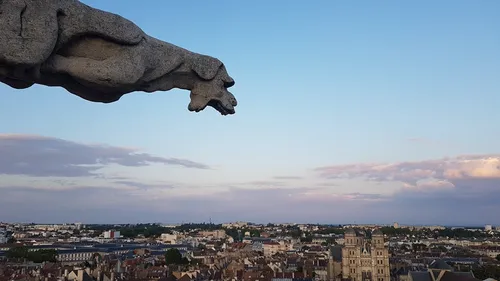 Une expérience féérique au sommet de Dijon