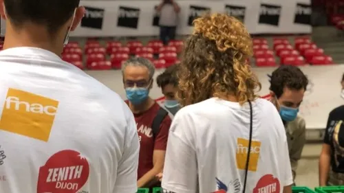 Rendez-vous dimanche pour la braderie solidaire au Zénith de Dijon 