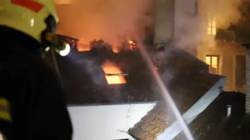 Incendie à Saint-Apollinaire : 62 pompiers mobilisés chez Acyclea,...