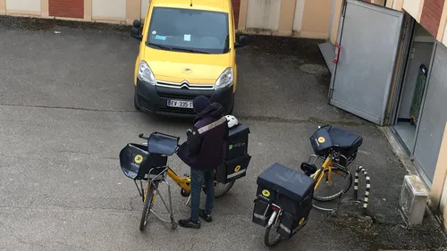 Le maire de Saint-Apollinaire interpelle la Poste