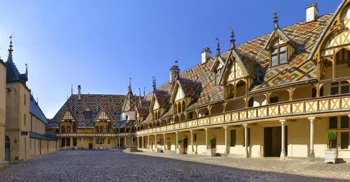 166e Vente des Vins : les Hospices de Beaune lancent leur appel aux...