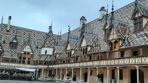 Des infos sur la prochaine vente des vins des hospices de Beaune 