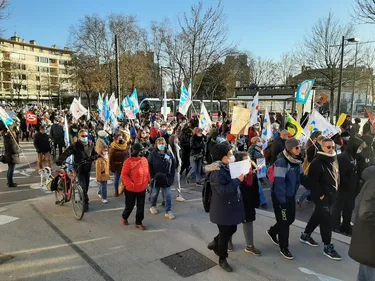 Violences du 17 octobre en Côte-d'Or : les maires ripostent à...