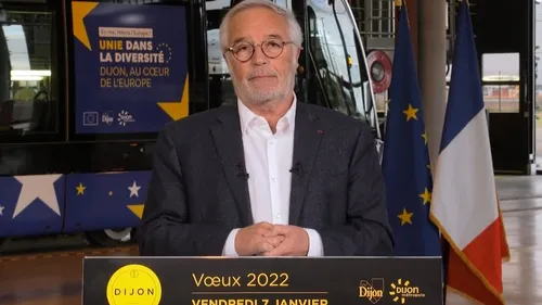 François Rebsamen donne rendez-vous le 6 janvier pour ses vœux 