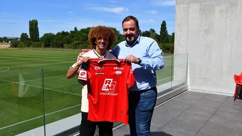 Le jeune Rayane El Khamali signe son premier contrat pro au DFCO 
