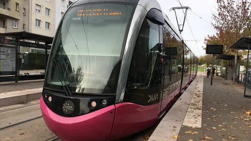 Un accident entre un tramway et un piéton à Dijon 