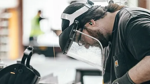 L’UIMM et cinq syndicats de Côte-d’Or s’engagent pour l’emploi dans...