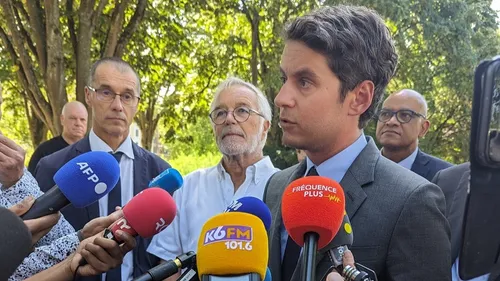 Gabriel Attal à l’école Champollion : « Un travail titanesque »