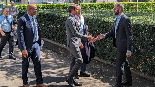 Benoît Bordat : « J’approuve la décision d’interdire l’abaya à...