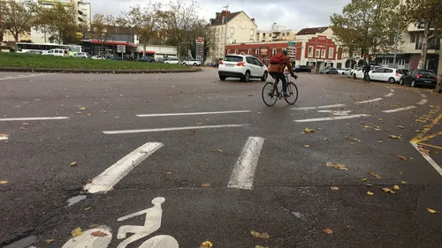 Réaménagement de la place du 30 octobre : l’association EVAD dit...
