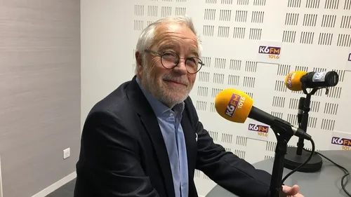 François Rebsamen sur la place du 30 octobre : « Le but, c’est...