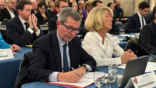 Emmanuel Bichot à la municipalité : « Cessez de vous regarder le...