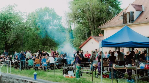 Dijon : cet espace culturel au bord du lac Kir rouvre ses portes...