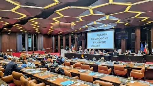 Une belle enveloppe attribuée à la région : Commission permanente...