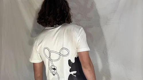 Un collégien dijonnais de 14 ans lance sa première marque de...