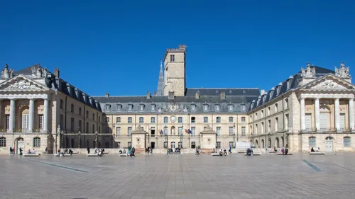 Conseil municipal : Dijon maintient le cap, une ville engagée,...